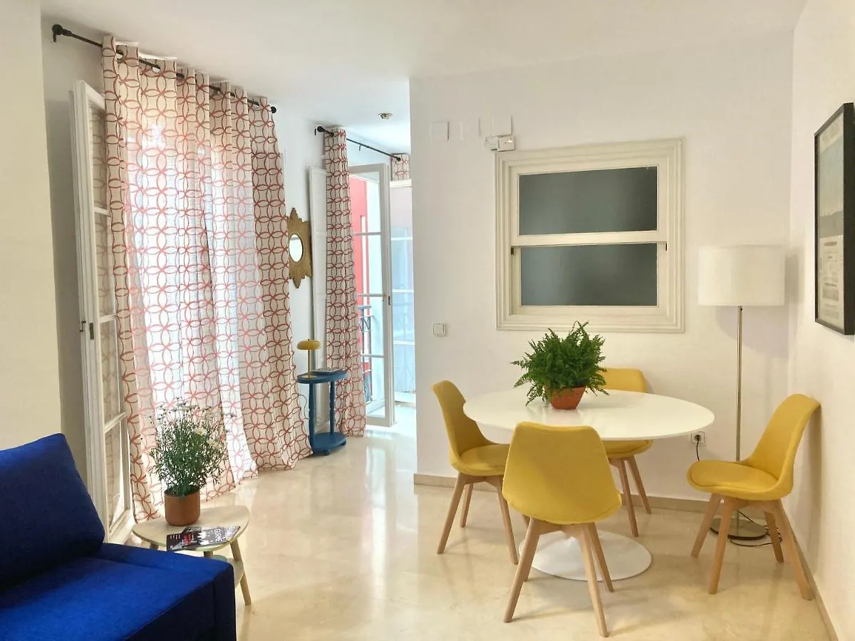 Peaceful Holidays Near The Cathedral Apartment Seville