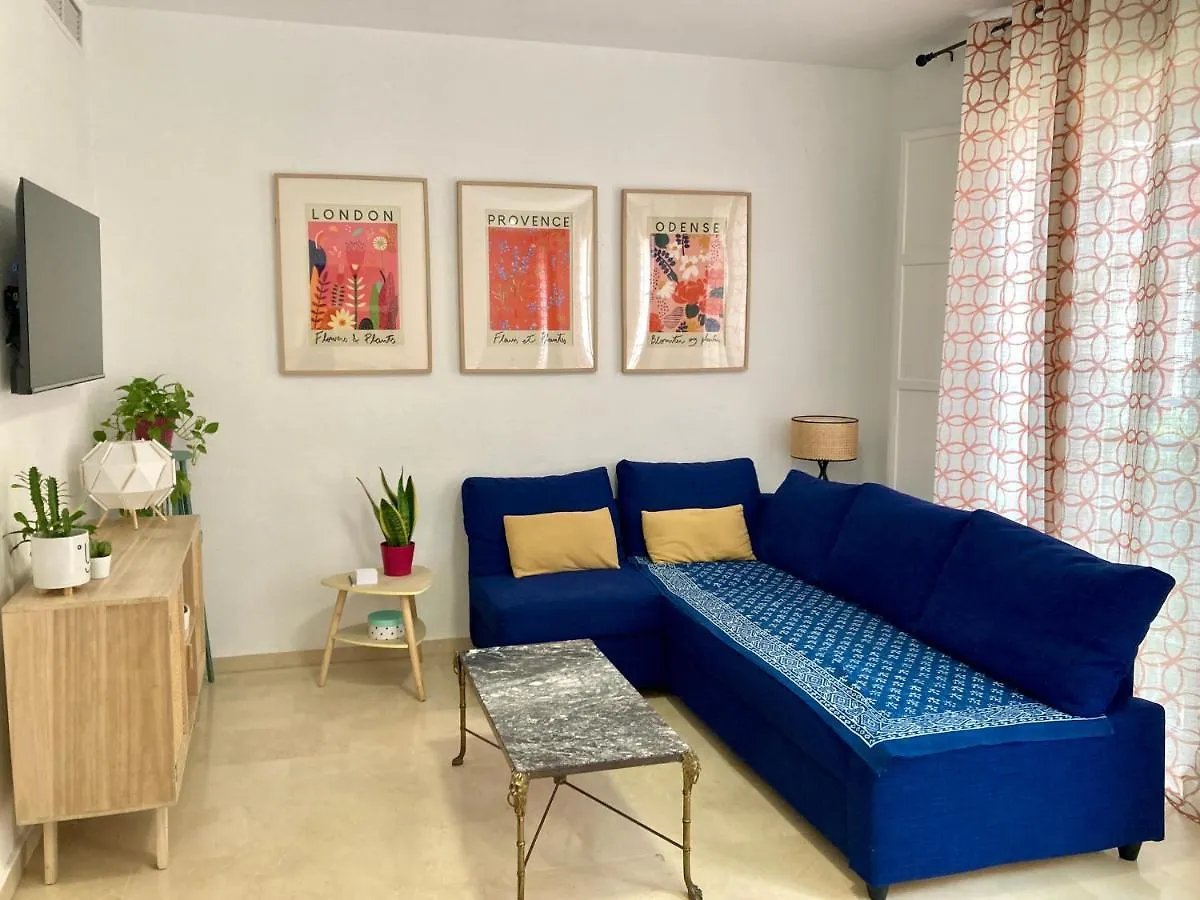 Peaceful Holidays Near The Cathedral Apartment Seville